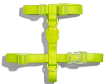 Cargar imagen en el visor de la galería, ZeeDog Neopro Lime H-Harness practico arnés para perros ,