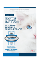 Cargar imagen en el visor de la galería, "Saco de alimento Oven-Baked Tradition Grain Free Cat Skin &amp; Coat sabor Pescado de 2,27 kg, ideal para gatos con sensibilidad alimentaria.

