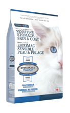 Cargar imagen en el visor de la galería, "Saco de alimento Oven-Baked Tradition Grain Free Cat Skin &amp; Coat sabor Pescado de 2,27 kg, ideal para gatos con sensibilidad alimentaria.
